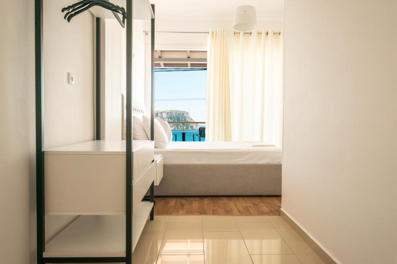 Ionio Rooms I Himare Esterno foto